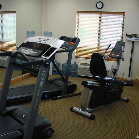 Holiday Inn Express Hotel & Suites Elkhart-South מראה חיצוני תמונה