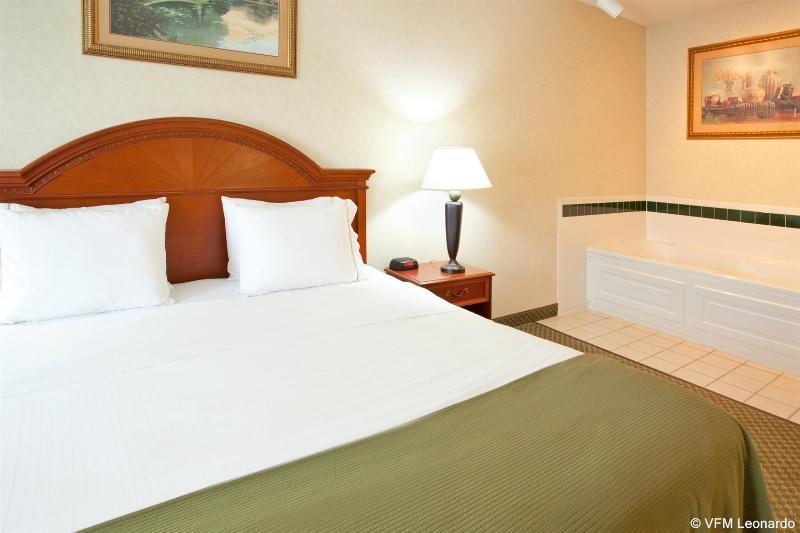 Holiday Inn Express Hotel & Suites Elkhart-South מראה חיצוני תמונה