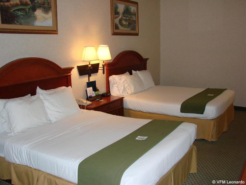 Holiday Inn Express Hotel & Suites Elkhart-South מראה חיצוני תמונה
